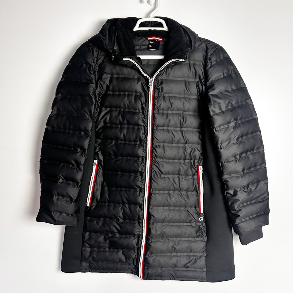 Gap black puffer jacket